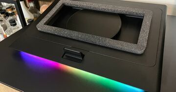Razer Laptop Cooling Pad reviewed by The Verge Razer Laptop Cooling Pad reviewed by The Verge