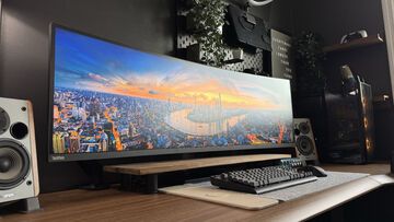 Lenovo ThinkVision P49w-30 testé par TechRadar Lenovo ThinkVision P49w-30 testé par TechRadar