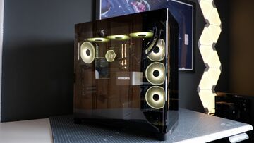 Corsair Frame 4500X testé par PCGamer Corsair Frame 4500X testé par PCGamer