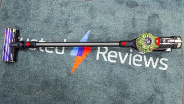 Dyson V8 test par Trusted Reviews Dyson V8 test par Trusted Reviews