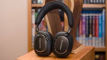 Bowers & Wilkins PX8 test par ExpertReviews Bowers & Wilkins PX8 test par ExpertReviews