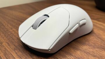 Corsair Sabre v2 Pro Ultralight Wireless testé par PCGamer Corsair Sabre v2 Pro Ultralight Wireless testé par PCGamer