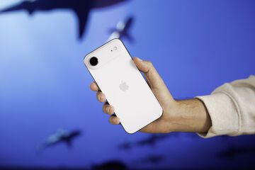 Apple iPhone Air testé par Clubic.com Apple iPhone Air testé par Clubic.com