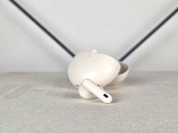 Huawei FreeBuds 7i testé par Clubic.com Huawei FreeBuds 7i testé par Clubic.com