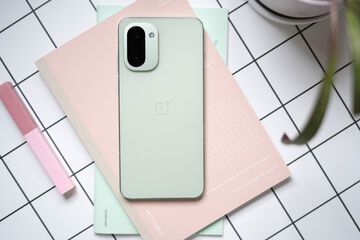 OnePlus 15R testé par The Verge OnePlus 15R testé par The Verge