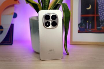 Xiaomi Redmi Note 15 Pro testé par Journal du Geek Xiaomi Redmi Note 15 Pro testé par Journal du Geek