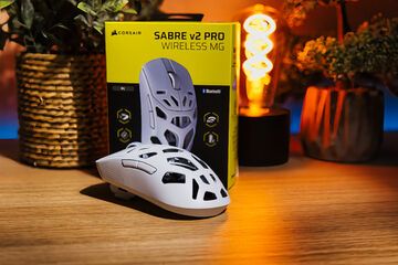 Corsair Sabre v2 PRO Wireless MG testé par Basic Tutorials Corsair Sabre v2 PRO Wireless MG testé par Basic Tutorials