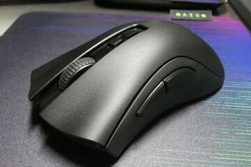 Razer DeathAdder V2 test par Trusted Reviews Razer DeathAdder V2 test par Trusted Reviews