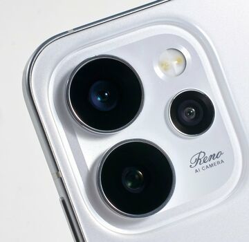 Oppo Reno 15 Pro testé par Multiplayer.it Oppo Reno 15 Pro testé par Multiplayer.it