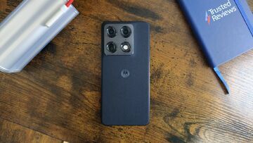 Motorola Signature testé par Trusted Reviews Motorola Signature testé par Trusted Reviews