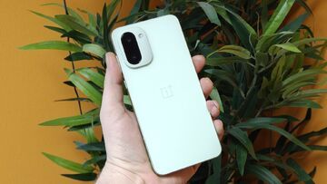 OnePlus 15R testé par Trusted Reviews OnePlus 15R testé par Trusted Reviews