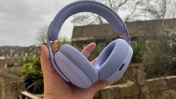 Logitech G325 Lightspeed testé par PCGamer Logitech G325 Lightspeed testé par PCGamer