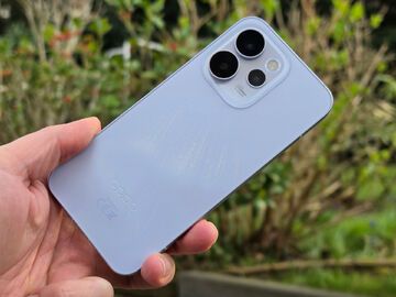 Oppo Reno 15 Pro testé par NotebookCheck Oppo Reno 15 Pro testé par NotebookCheck